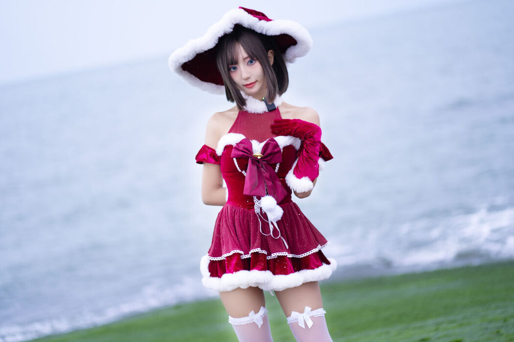 Coser@职业奶妈三水子 &#8211; 圣诞小裙子 (72P)