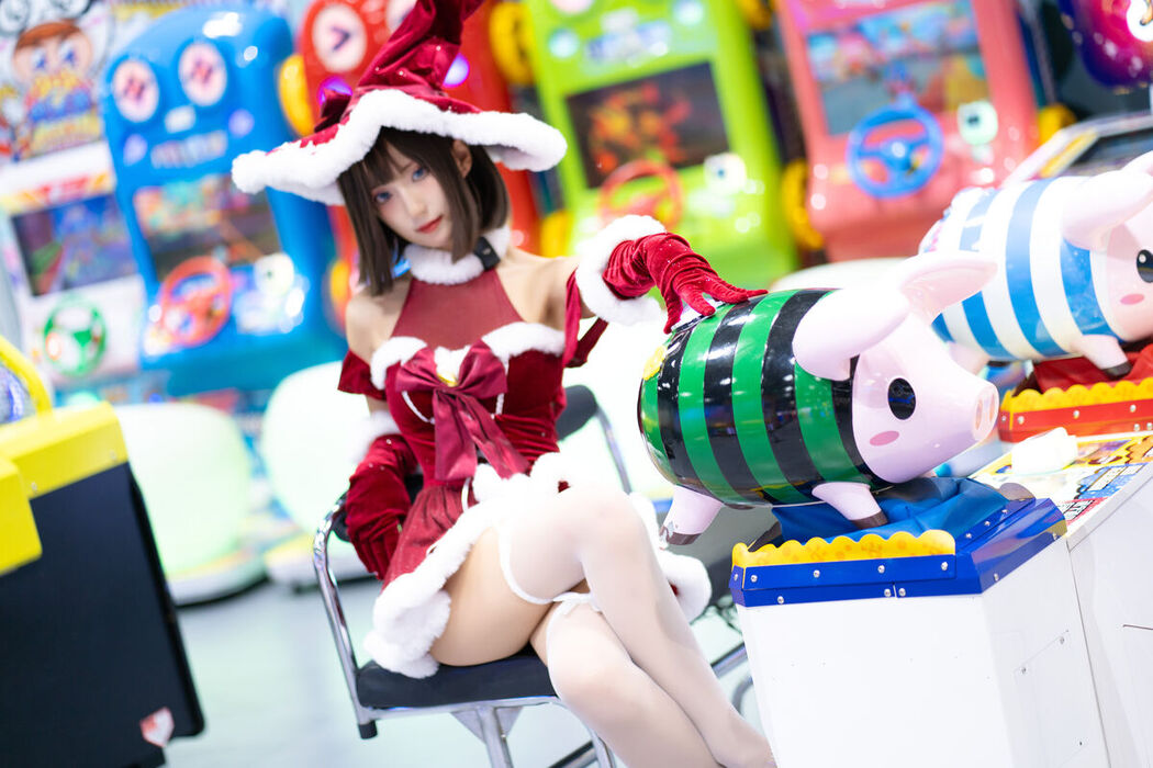 Coser@职业奶妈三水子 &#8211; 圣诞小裙子 (72P)