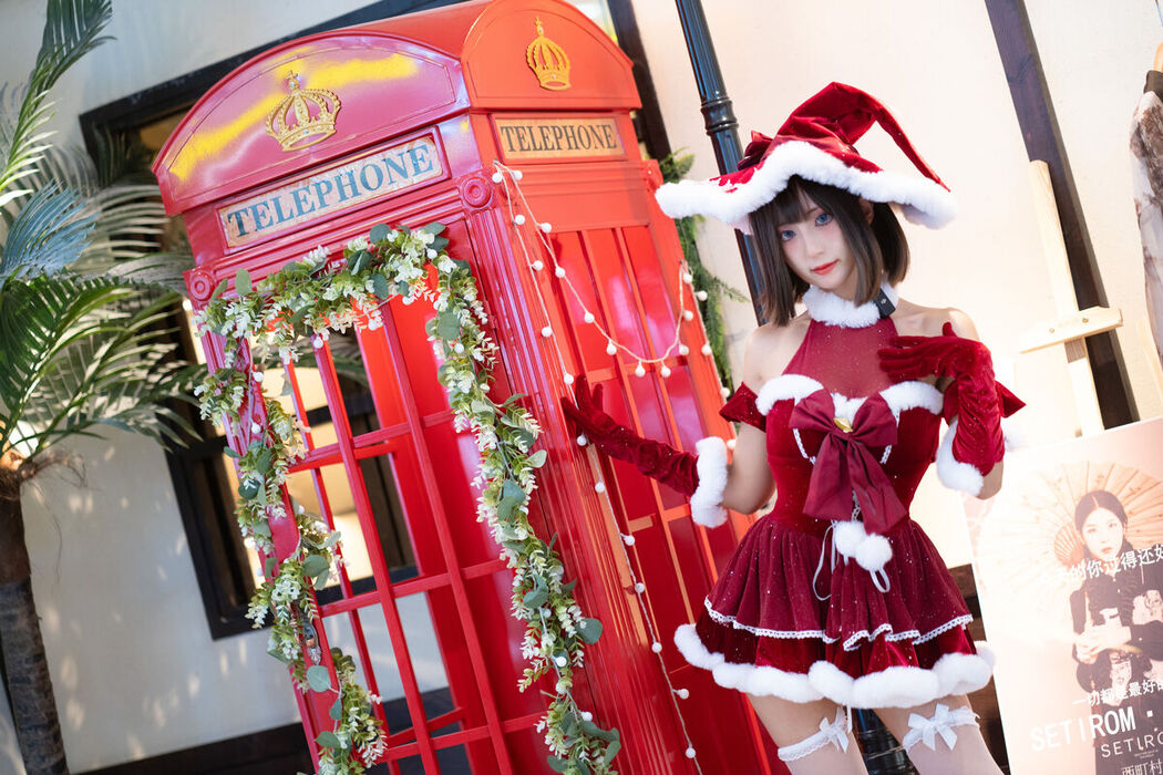 Coser@职业奶妈三水子 &#8211; 圣诞小裙子 (72P)