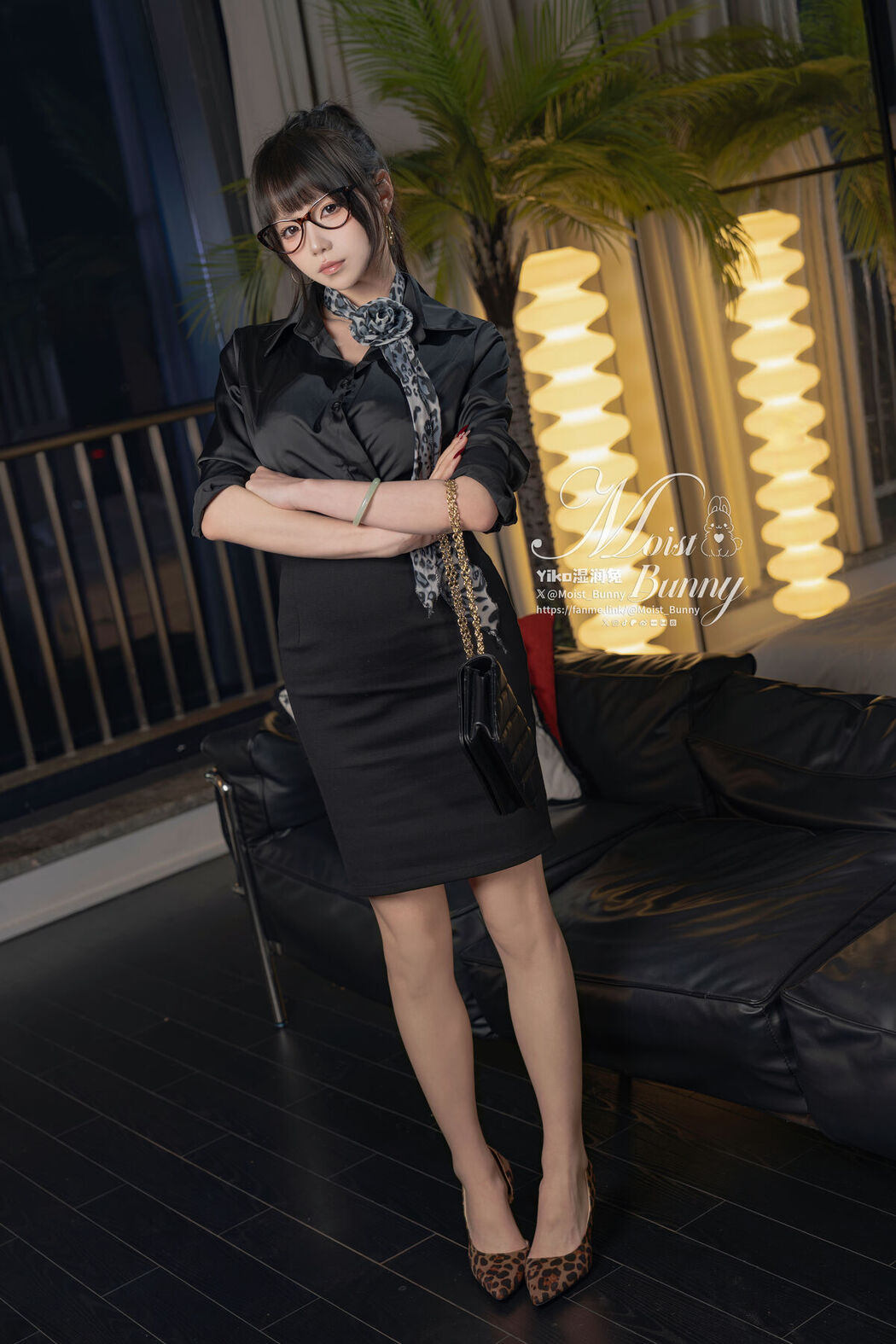 Coser@黏黏团子兔 &#8211; 04月作品 总裁攻略 Buttons Part02 (72P)