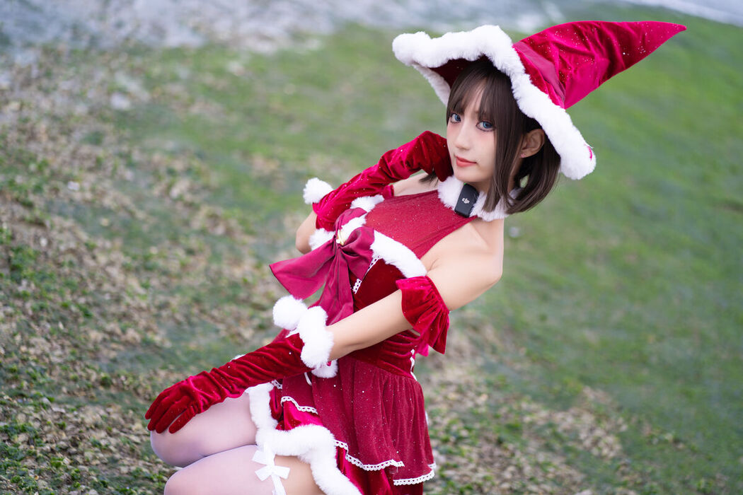 Coser@职业奶妈三水子 &#8211; 圣诞小裙子 (72P)