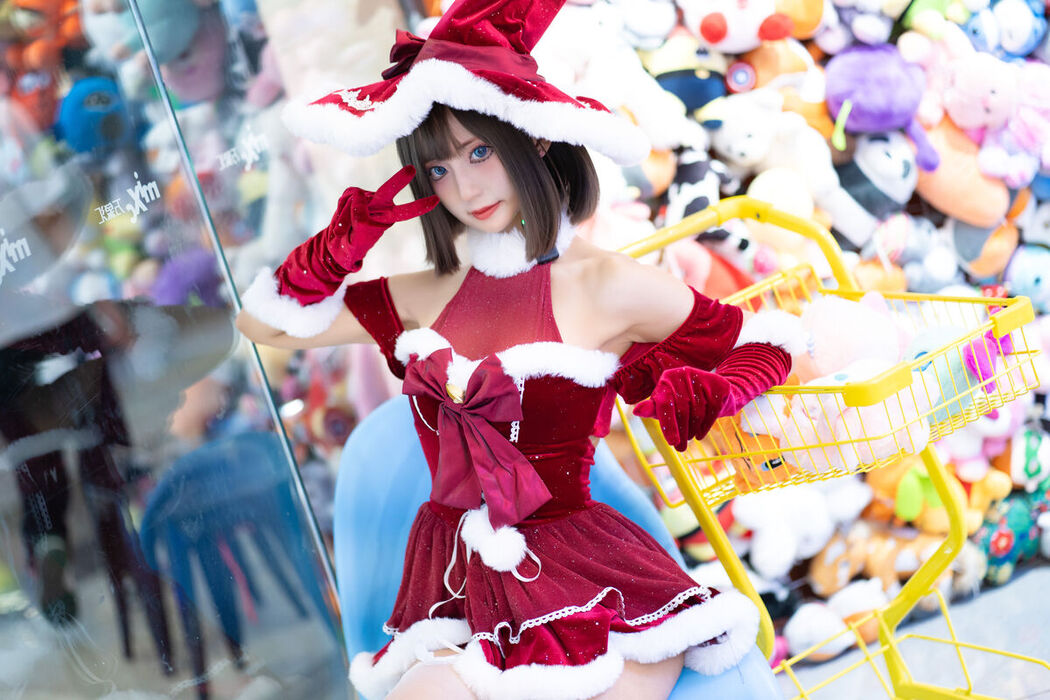 Coser@职业奶妈三水子 &#8211; 圣诞小裙子 (72P)