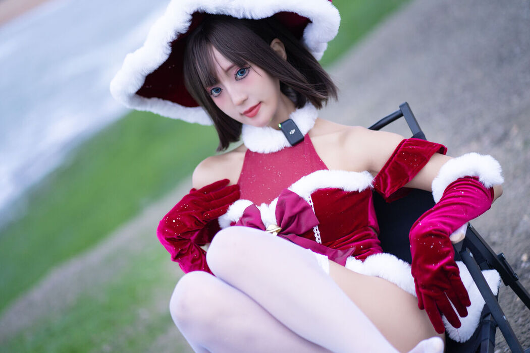 Coser@职业奶妈三水子 &#8211; 圣诞小裙子 (72P)