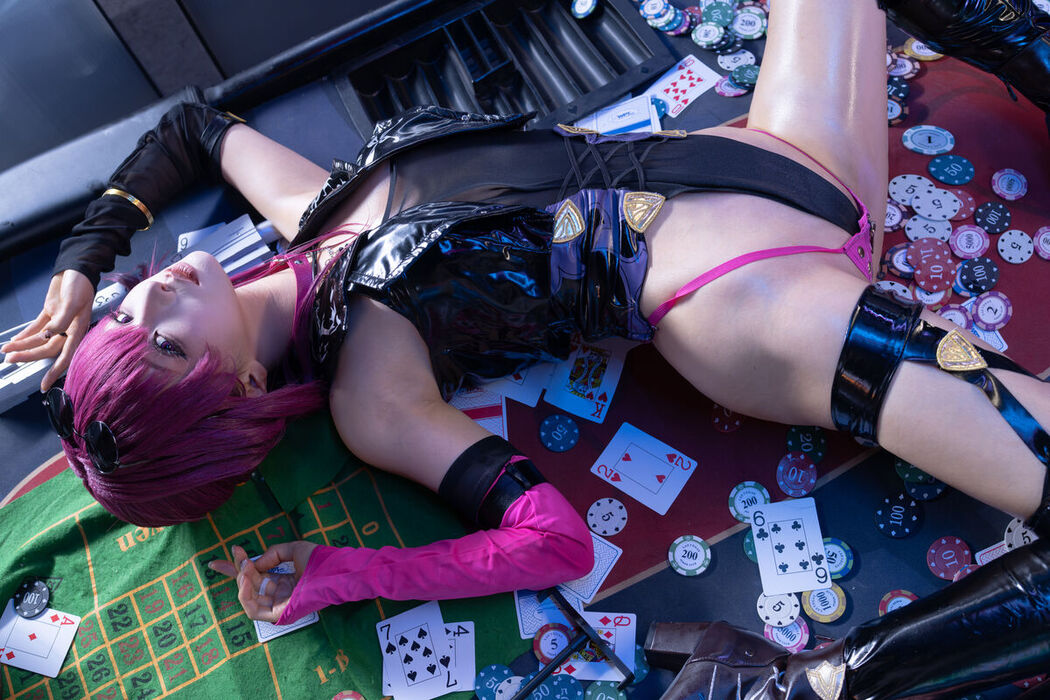 Coser@蠢沫沫 chunmomo – 崩坏星穹铁道 卡芙卡 Part01 (53P – 1V)