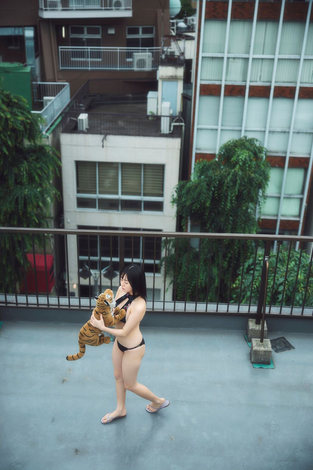 JP Miu Shirahama 白濱美兎 – 夏、背伸び週チャンデジグラ (68P)