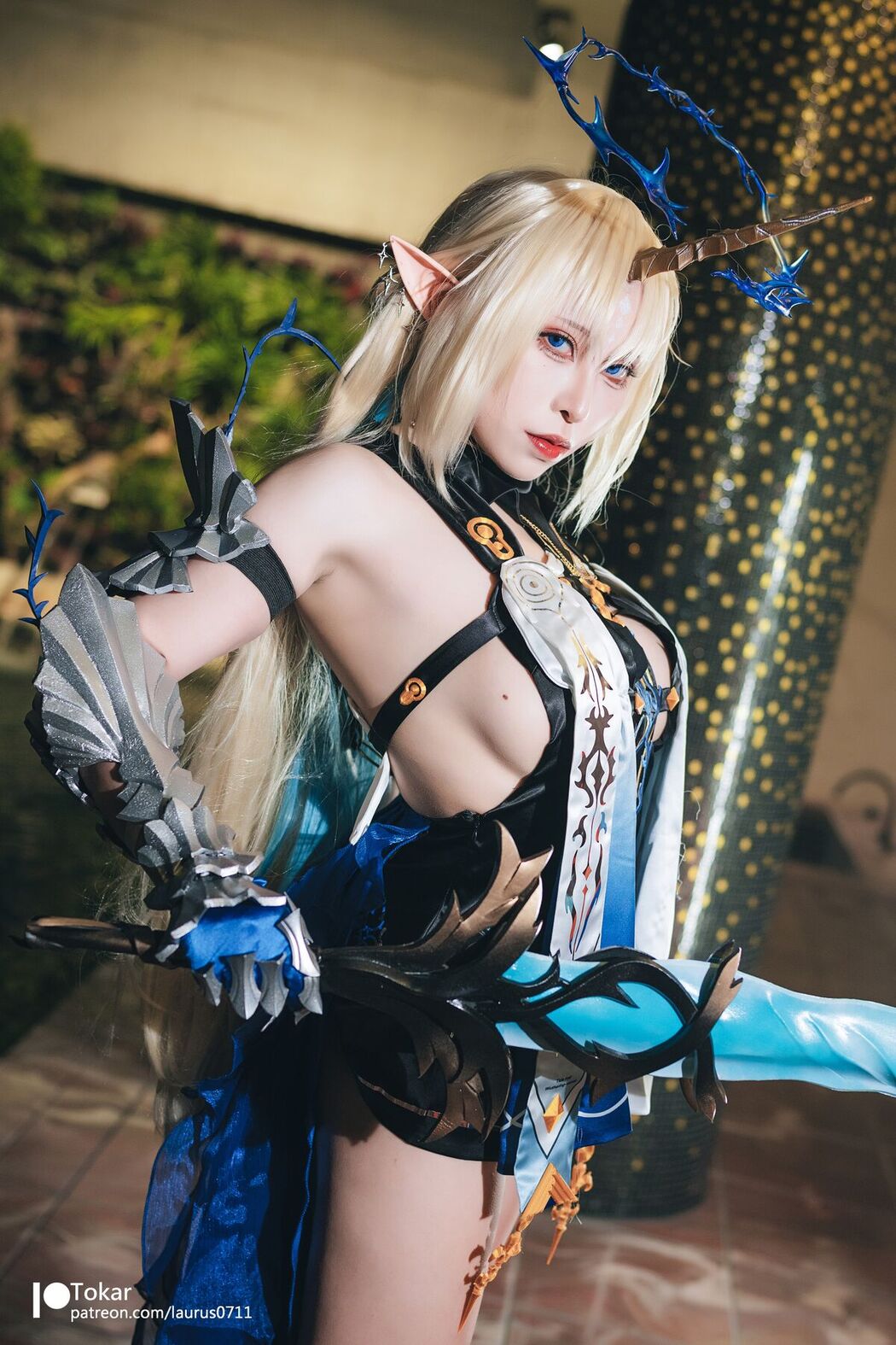 Coser@Tokar浵卡 – Fleurdelys (28P – 2V)