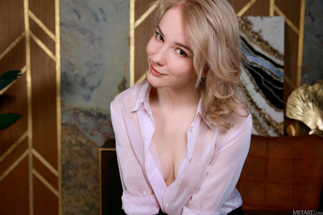 MetArt Polly White &#8211; Home Office Part01 (62P)