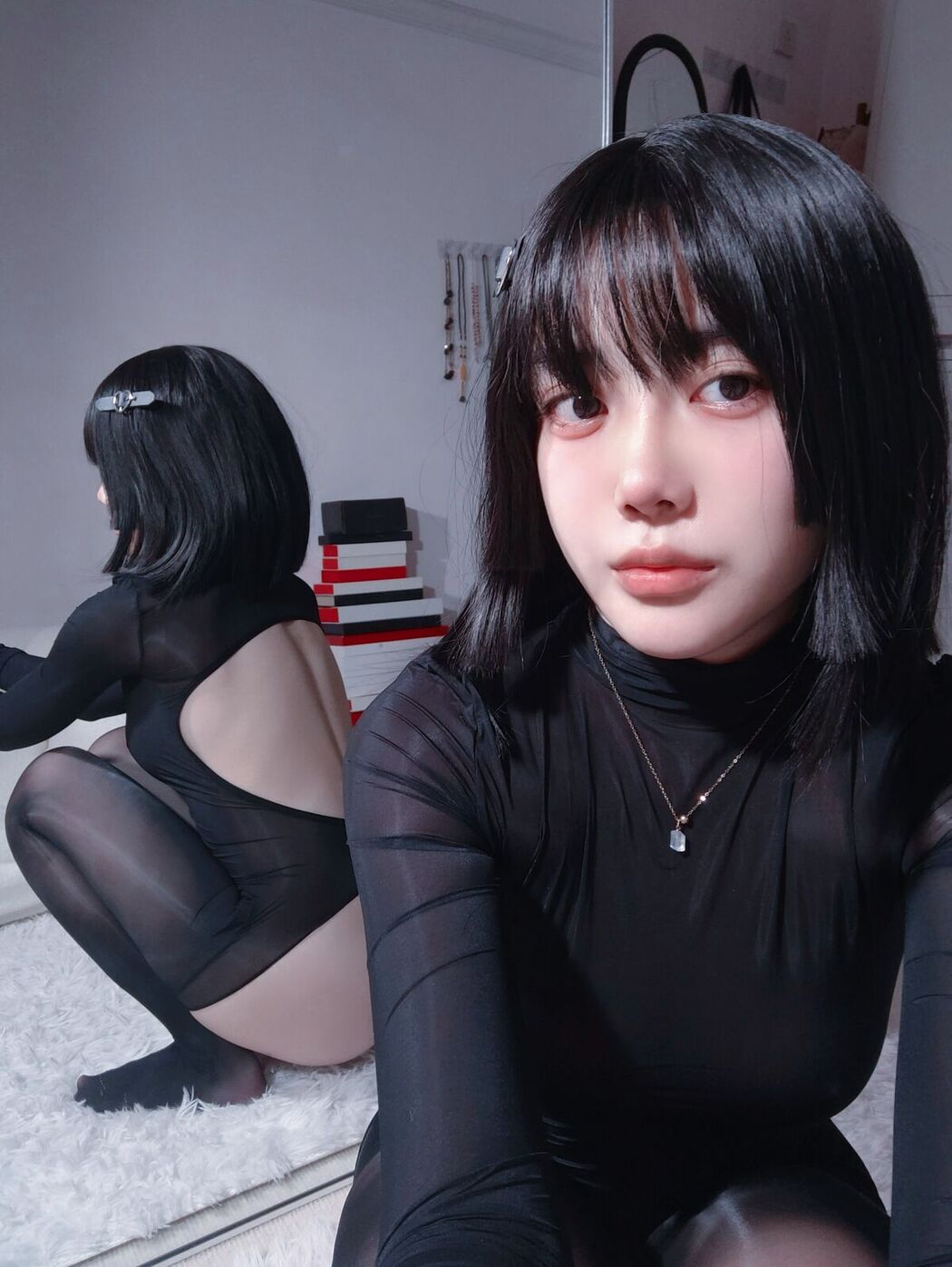 Coser@高桥千凛 – 油光连体黑丝 (55P – 5V)