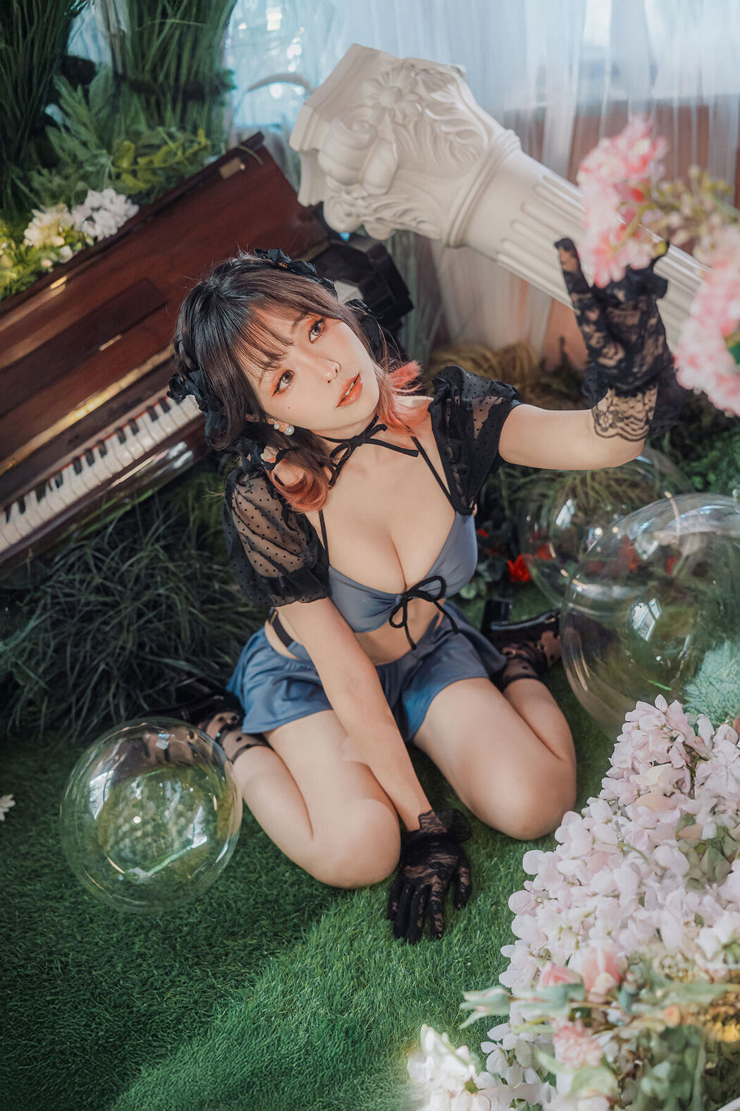 Coser@Ely_eee ElyEE子 &#8211; Fairytale Wonderland 童話仙境 (44P &#8211; 3V)