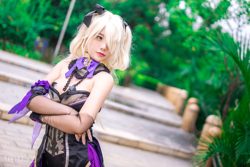 Coser@Messie Huang &#8211; Fischl Genshin Impact (16P)