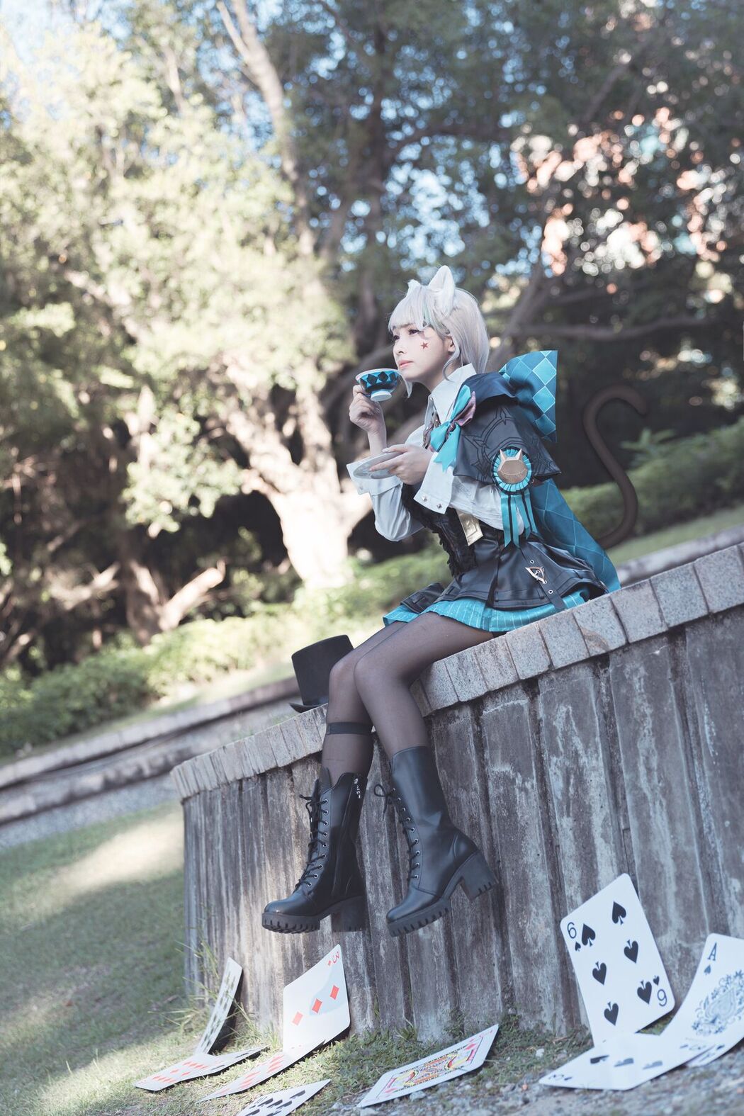 Coser@慕慕Momo – 原神 Genshin 琳妮特的色情魔術 室外 (35P)