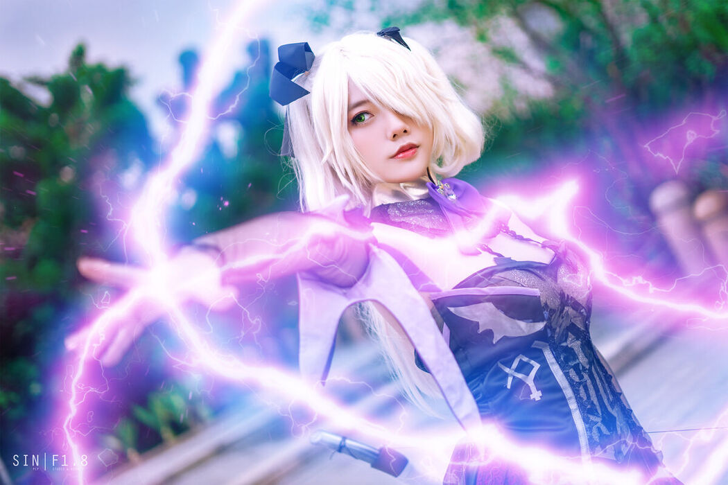 Coser@Messie Huang &#8211; Fischl Genshin Impact (16P)