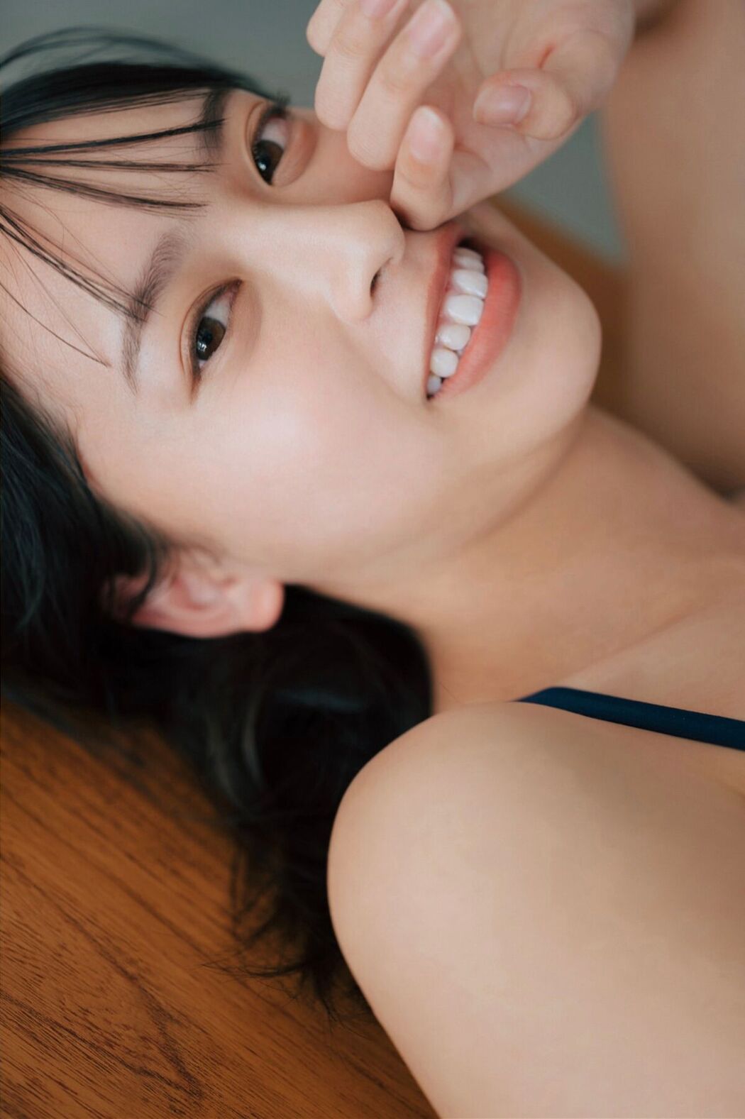 JP Riko Otsuki 大槻理子 &#8211; FLASHデジタル写真集 朝陽と (63P)