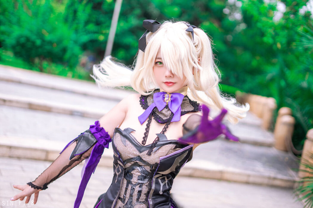 Coser@Messie Huang &#8211; Fischl Genshin Impact (16P)