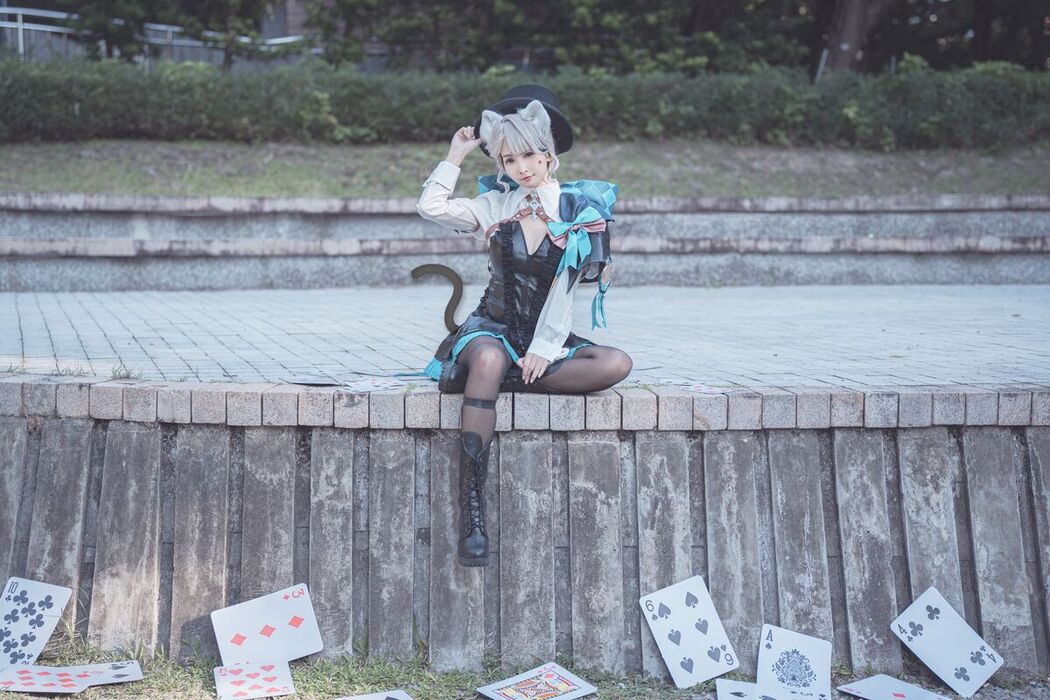 Coser@慕慕Momo – 原神 Genshin 琳妮特的色情魔術 室外 (35P)