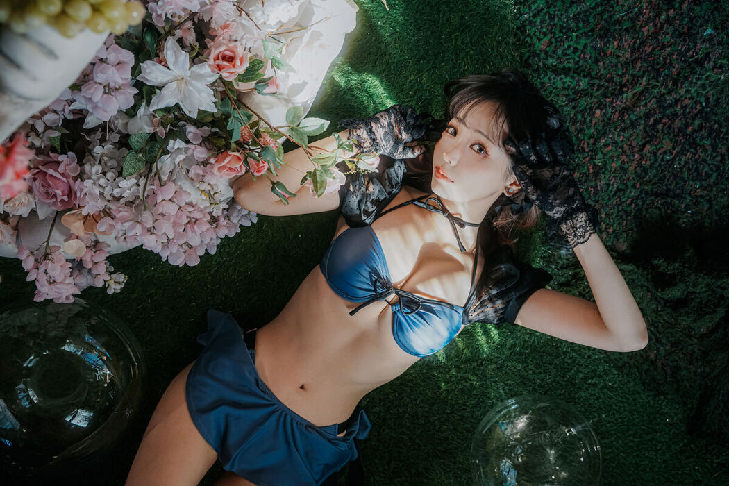 Coser@Ely_eee ElyEE子 &#8211; Fairytale Wonderland 童話仙境 (44P &#8211; 3V)