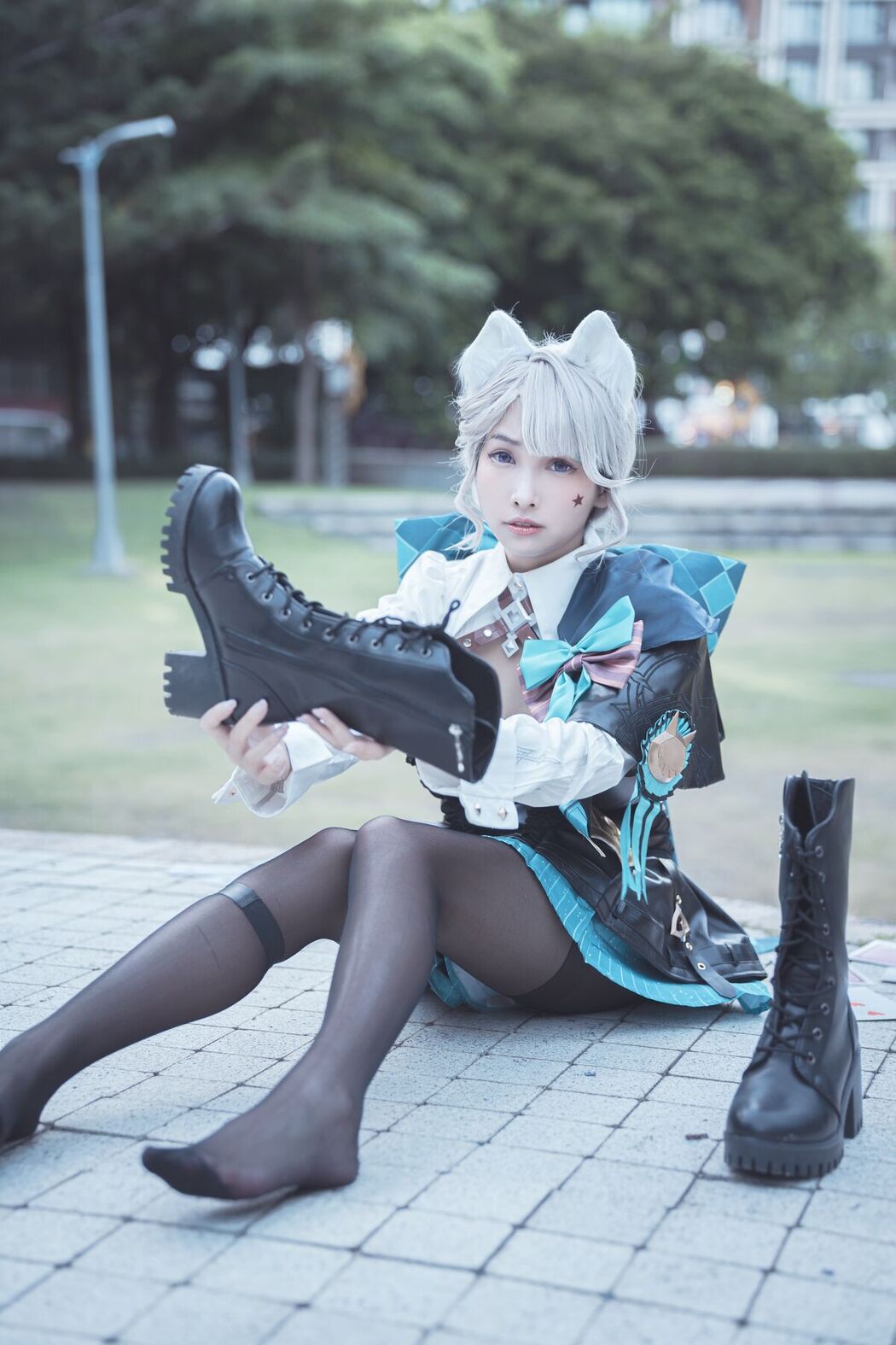 Coser@慕慕Momo &#8211; 原神 Genshin 琳妮特的色情魔術 室外 (35P)