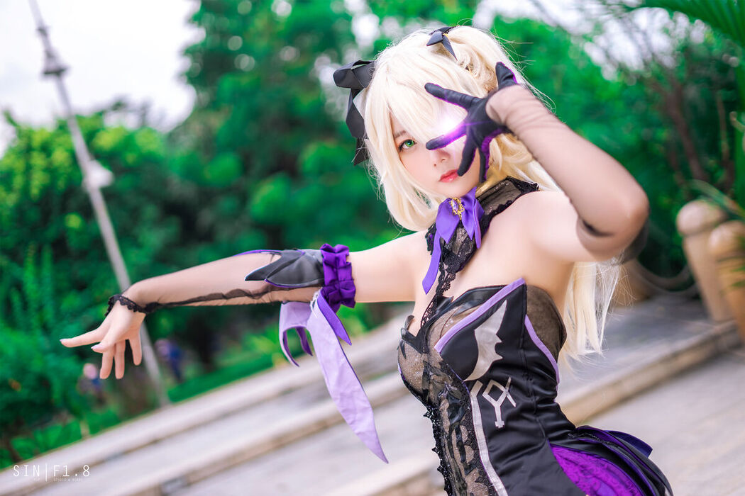 Coser@Messie Huang &#8211; Fischl Genshin Impact (16P)