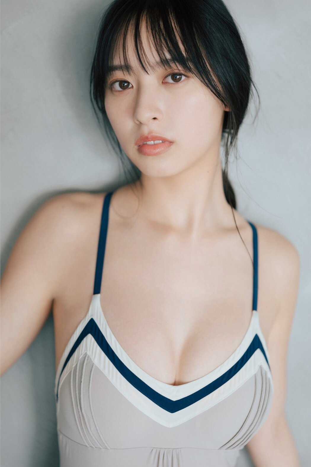 JP Riko Otsuki 大槻理子 – FLASHデジタル写真集 朝陽と (63P) Cover Photo