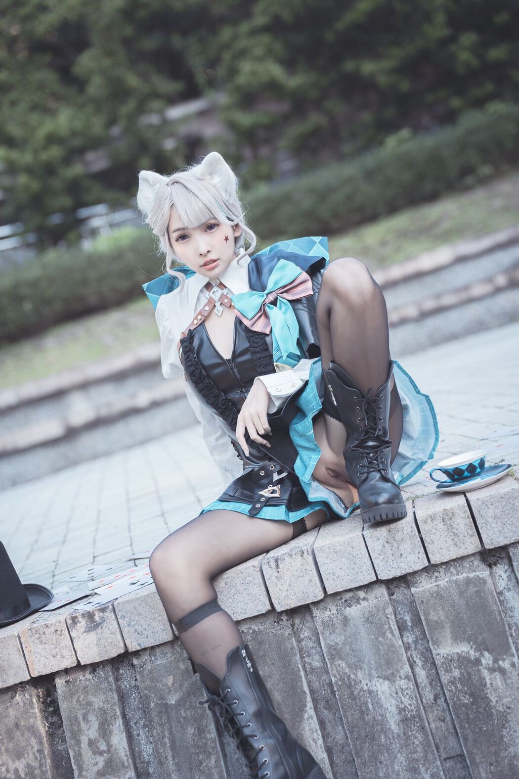 Coser@慕慕Momo – 原神 Genshin 琳妮特的色情魔術 室外 (35P)