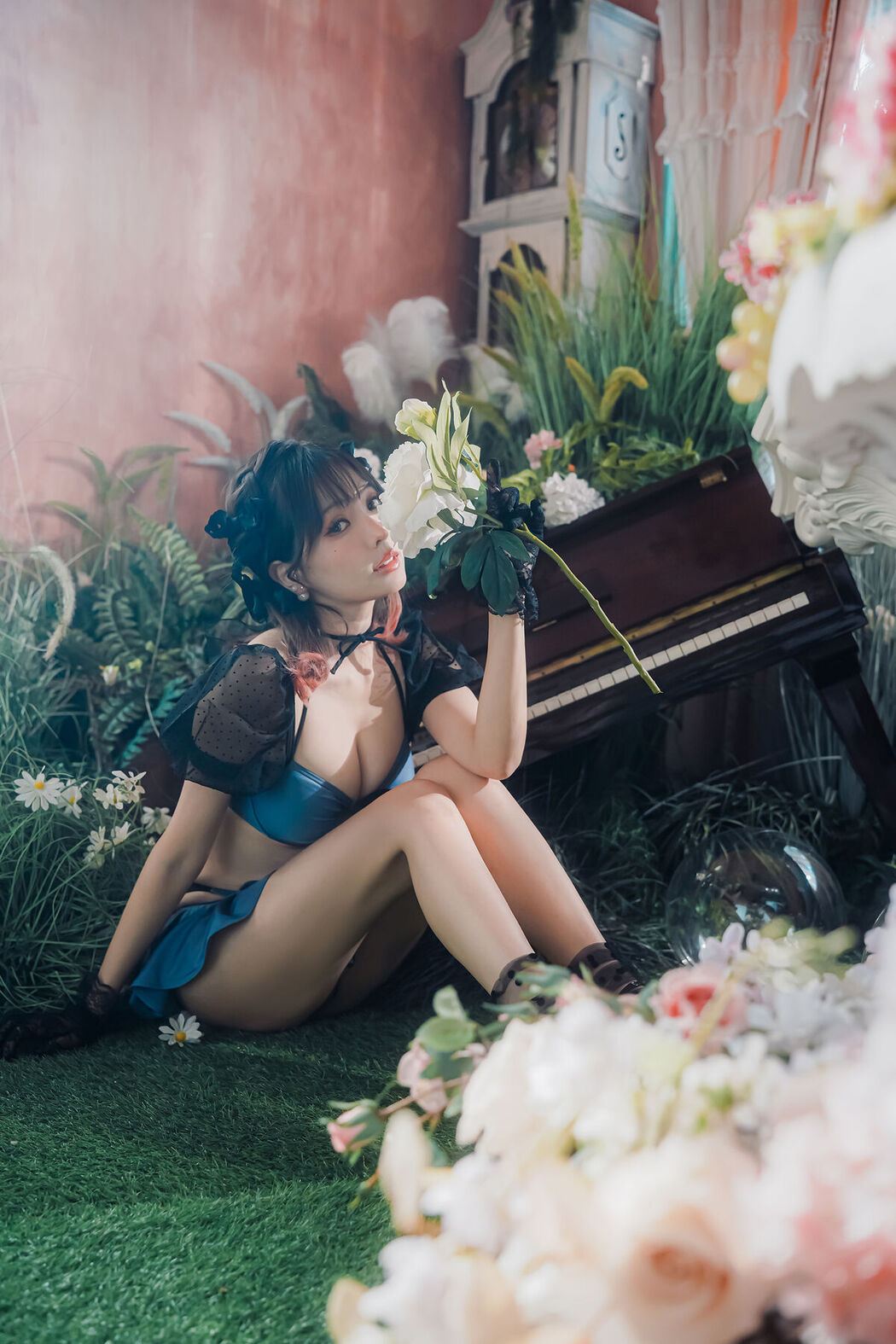 Coser@Ely_eee ElyEE子 &#8211; Fairytale Wonderland 童話仙境 (44P &#8211; 3V)