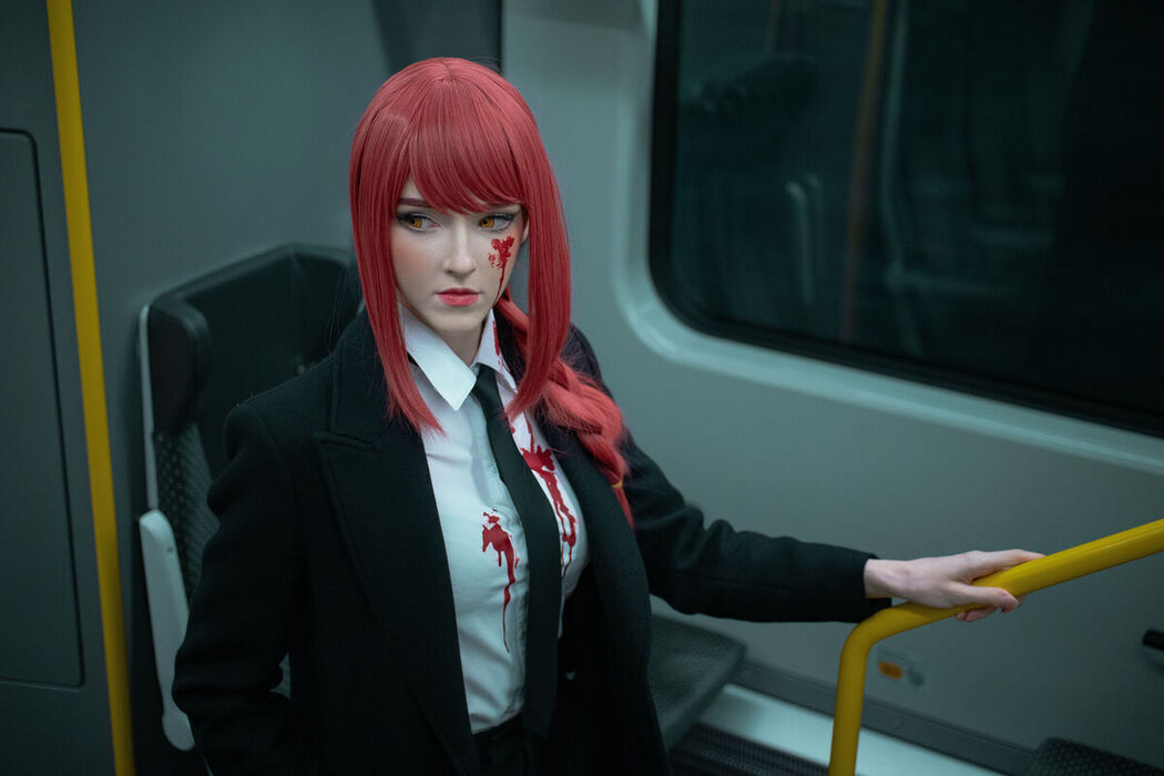 Coser@Candy Ball – Makima (68P)