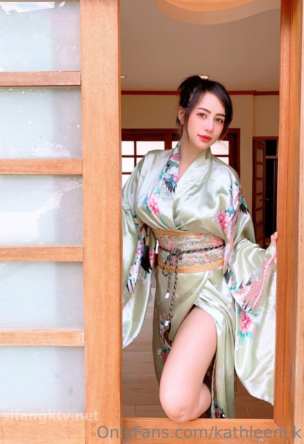 Kathl &#8211; 惊艳顶级身材大奶肥臀快乐女神私拍 Part07 (62P)