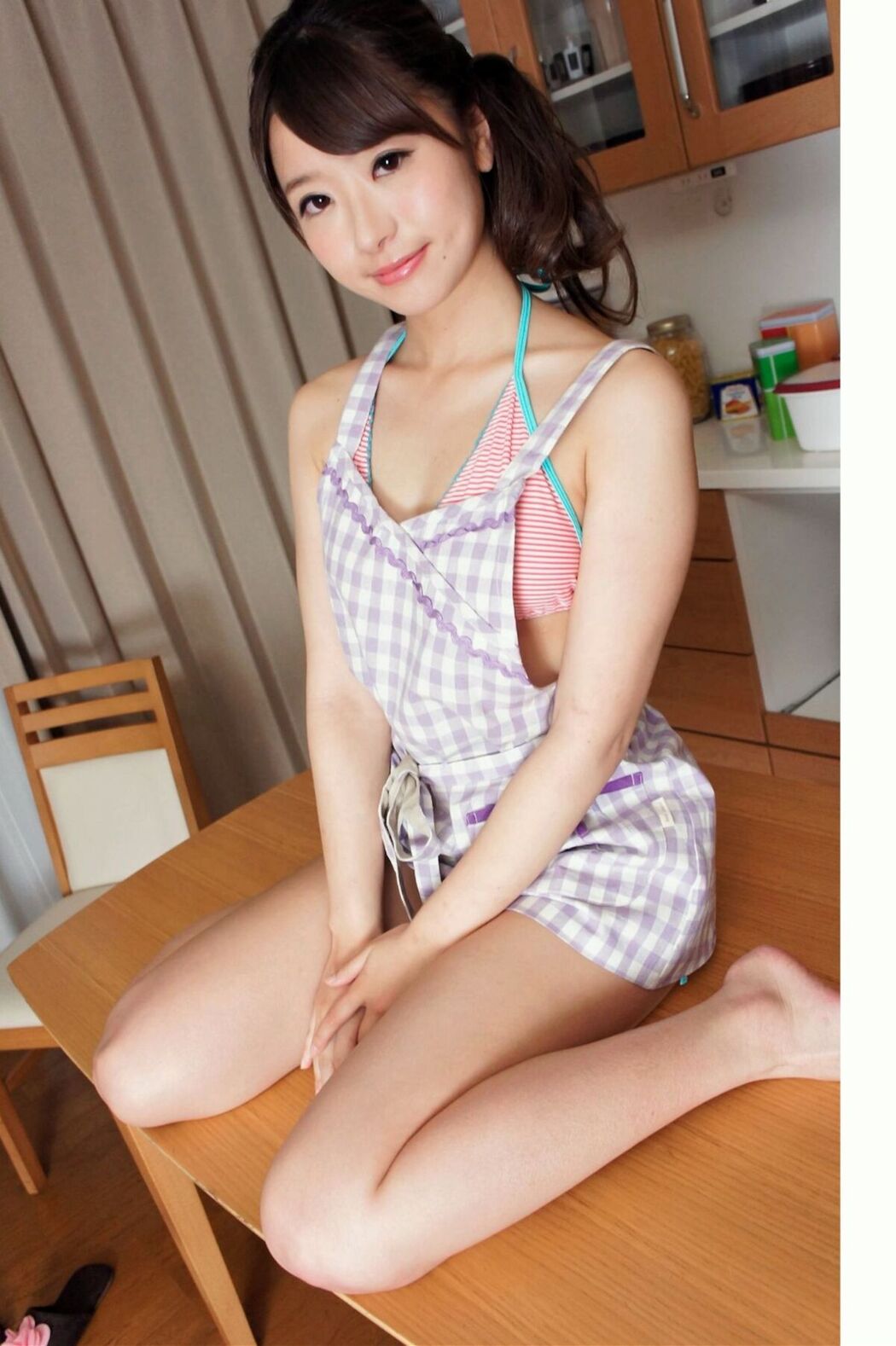 JP Hatsumi Saki 初美沙希 – ロリ顔ドスケベ幼妻 欲求不満な幼妻の止まらない肉欲… 激ヤバ写真集 (80P)