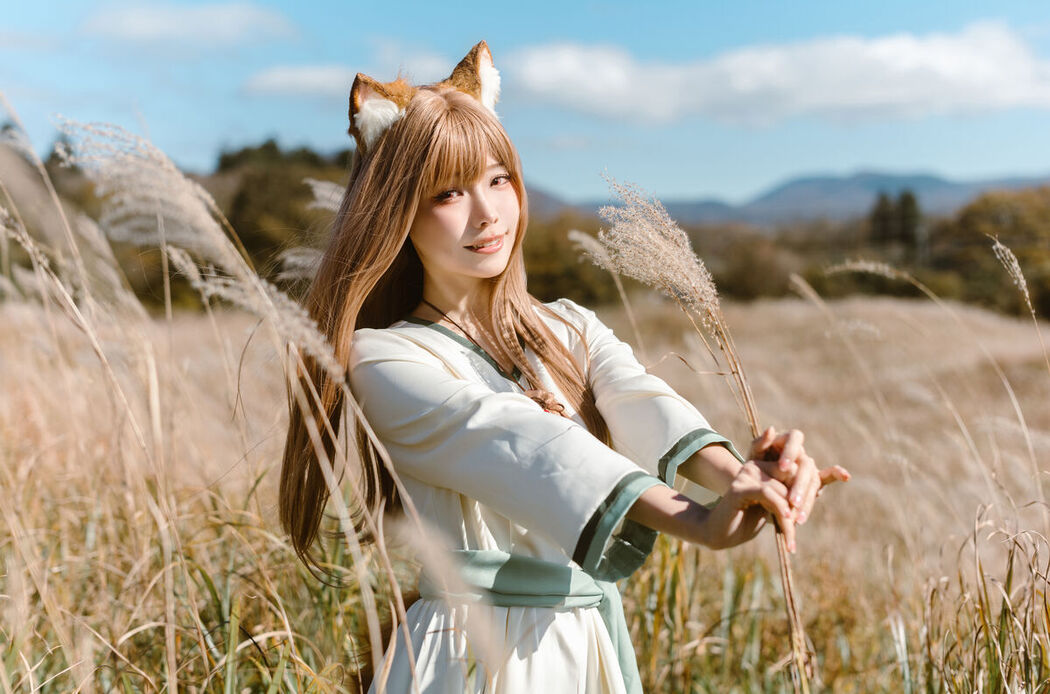 Coser@Ely_eee ElyEE子 &#8211; Breeze 狼與微風 (35P &#8211; 3V)