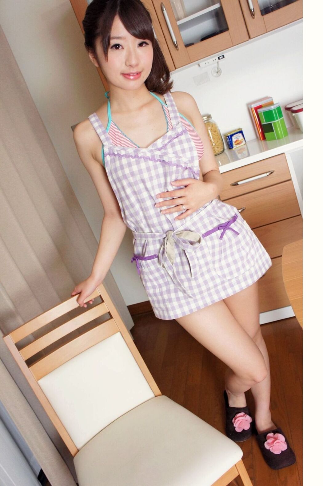 JP Hatsumi Saki 初美沙希 – ロリ顔ドスケベ幼妻 欲求不満な幼妻の止まらない肉欲… 激ヤバ写真集 (80P)