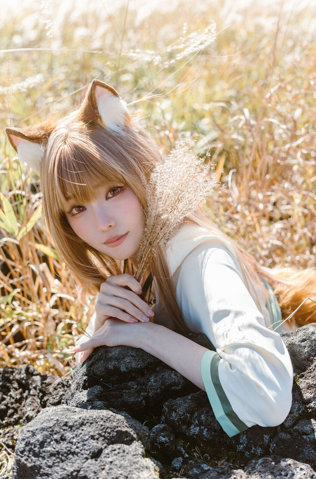 Coser@Ely_eee ElyEE子 &#8211; Breeze 狼與微風 (35P &#8211; 3V)