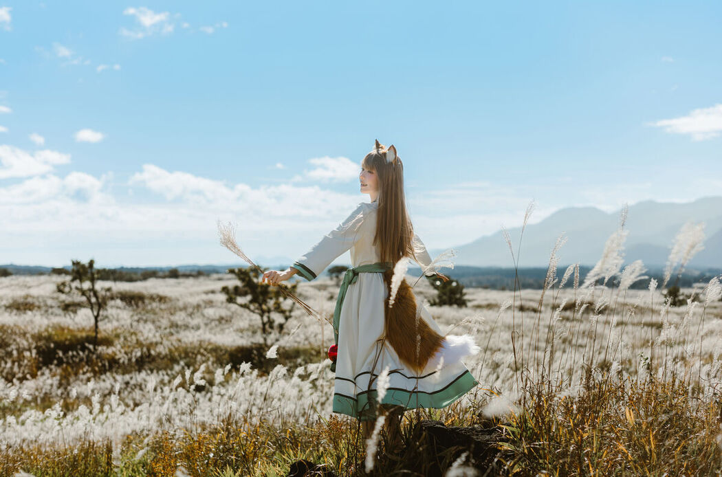 Coser@Ely_eee ElyEE子 &#8211; Breeze 狼與微風 (35P &#8211; 3V)