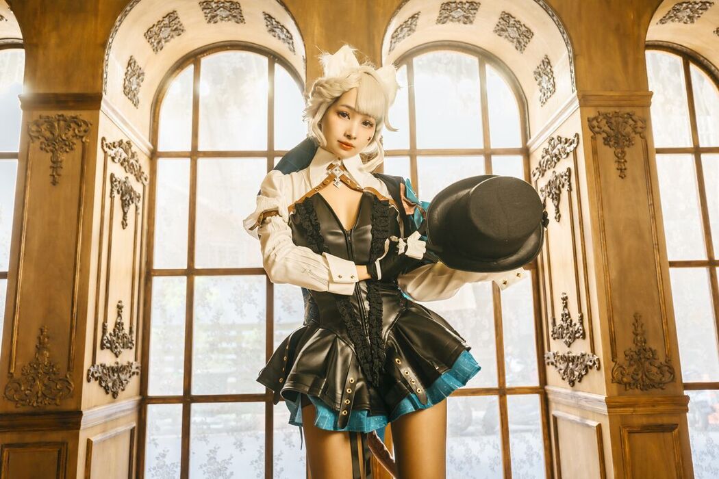 Coser@慕慕Momo &#8211; 原神 Genshin 琳妮特的色情魔術 室内 (57P)