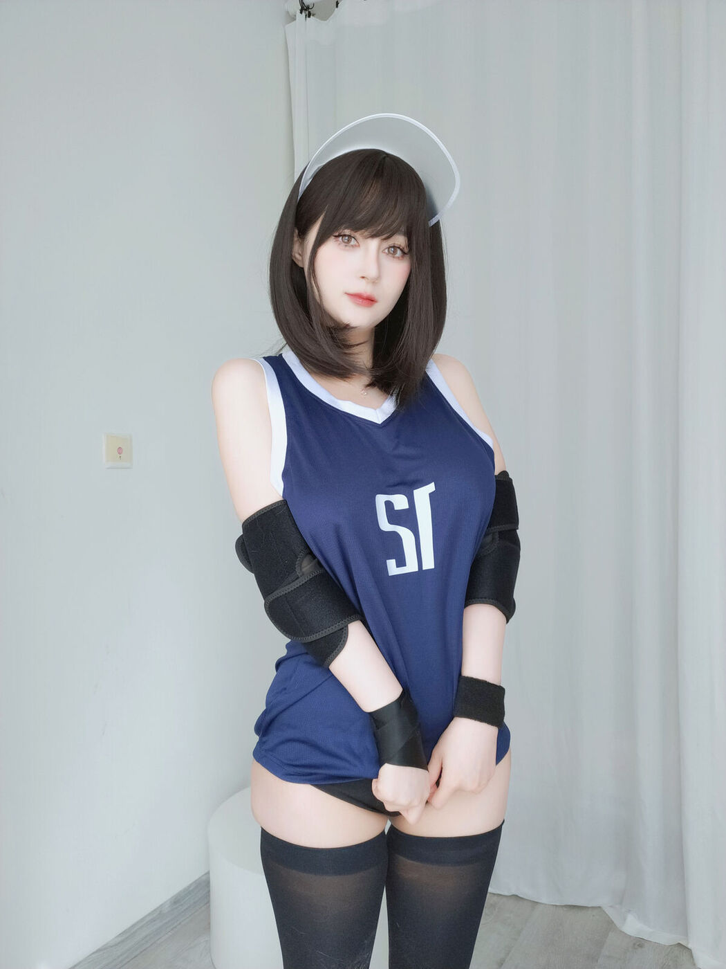 Coser@白银81 – Fantia 2024年05月会员合集18套 Part01 (53P – 6V)