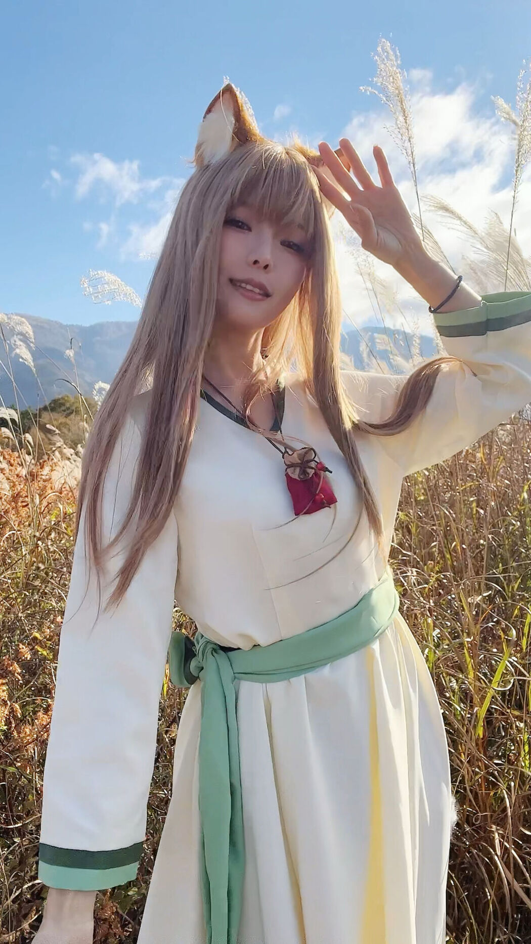 Coser@Ely_eee ElyEE子 &#8211; Breeze 狼與微風 (35P &#8211; 3V)