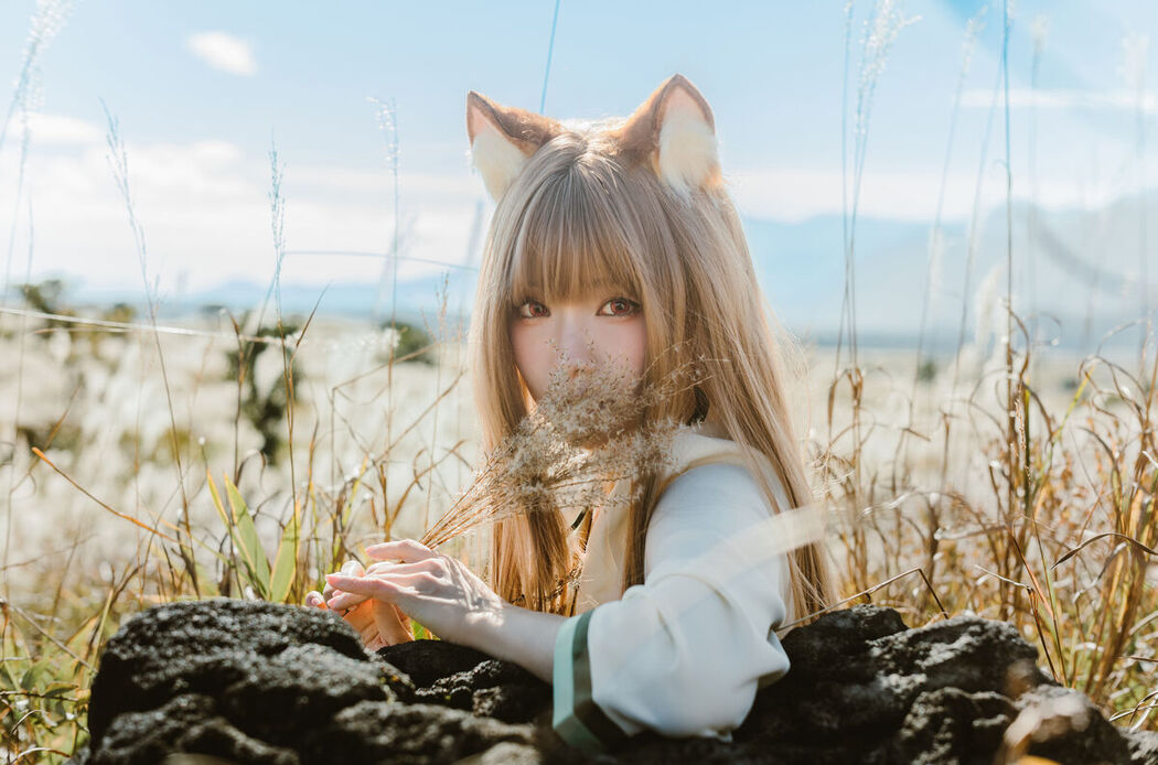 Coser@Ely_eee ElyEE子 &#8211; Breeze 狼與微風 (35P &#8211; 3V)