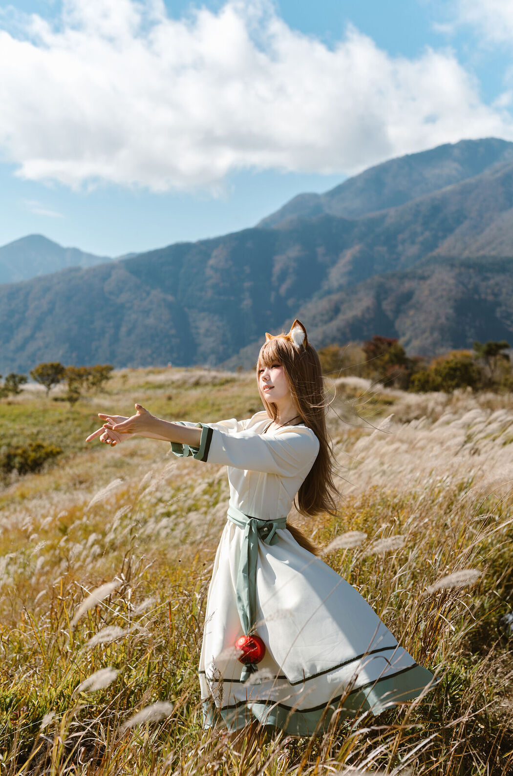 Coser@Ely_eee ElyEE子 &#8211; Breeze 狼與微風 (35P &#8211; 3V)