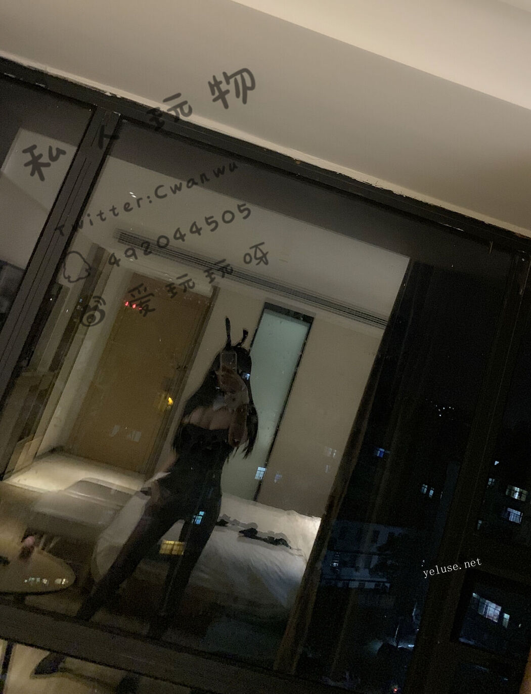 Coser@私人玩物 – 兔女郎 (36P – 7V)