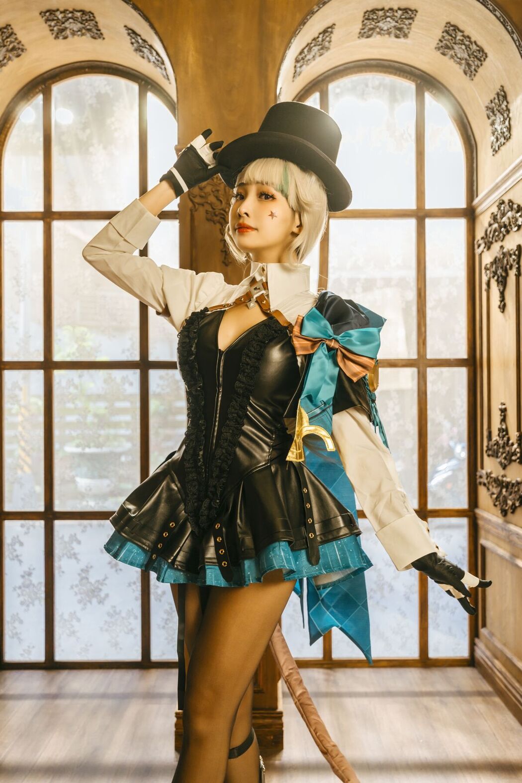 Coser@慕慕Momo &#8211; 原神 Genshin 琳妮特的色情魔術 室内 (57P)