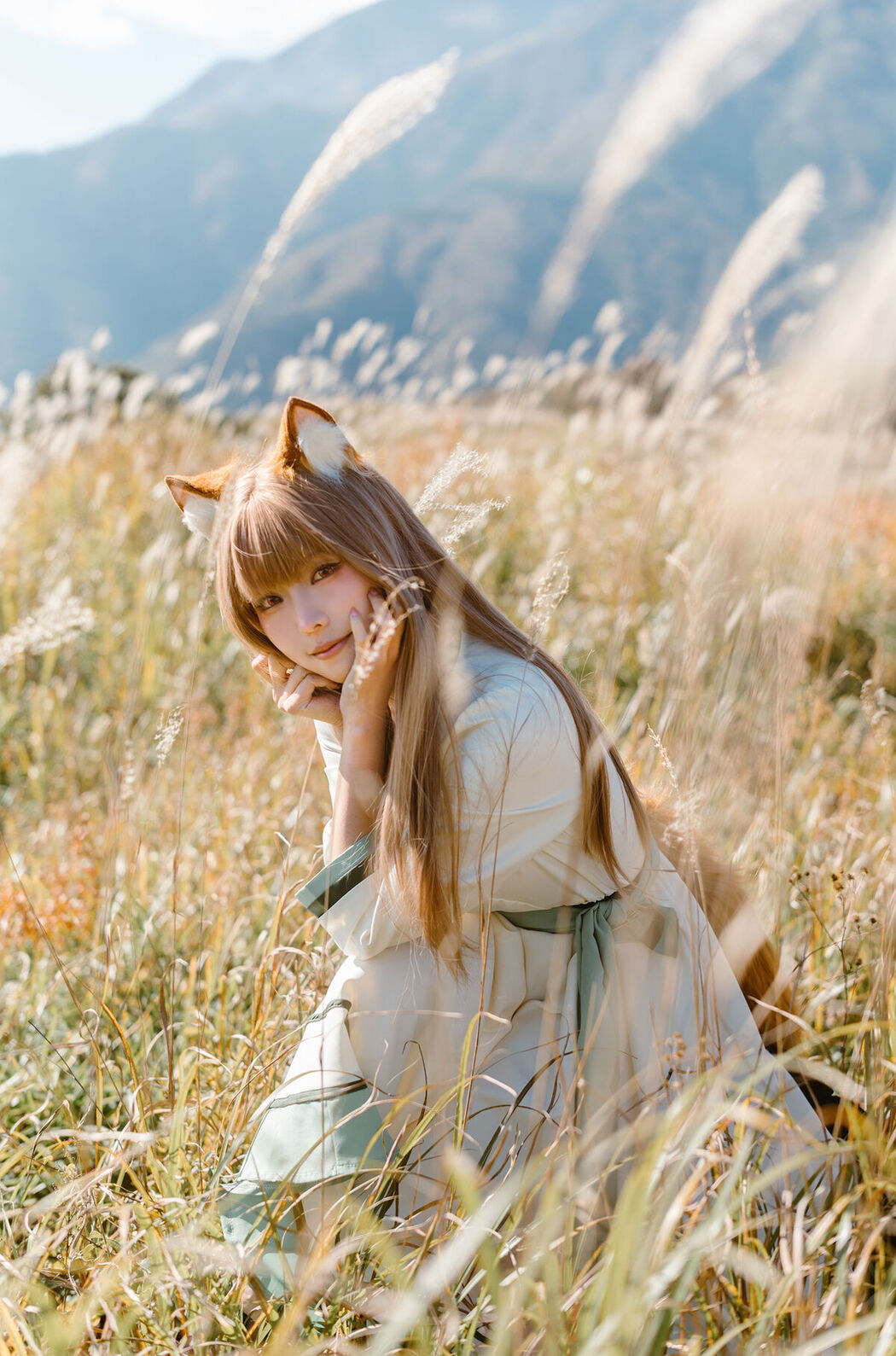 Coser@Ely_eee ElyEE子 &#8211; Breeze 狼與微風 (35P &#8211; 3V)