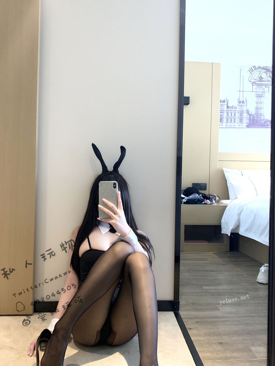 Coser@私人玩物 – 兔女郎 (36P – 7V)