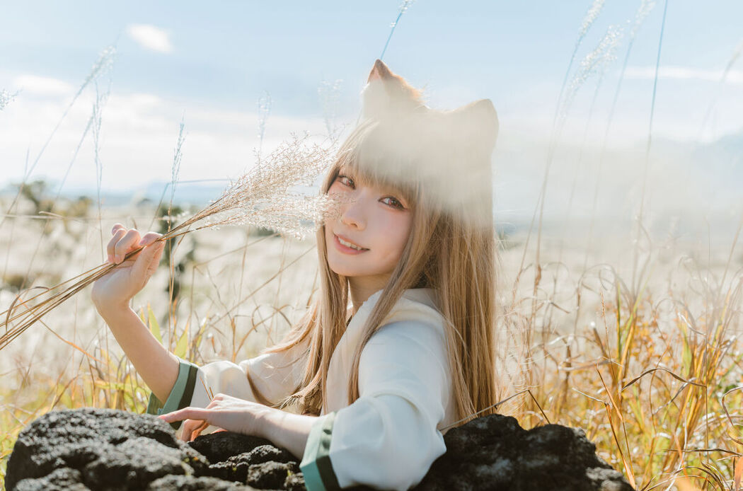 Coser@Ely_eee ElyEE子 &#8211; Breeze 狼與微風 (35P &#8211; 3V)