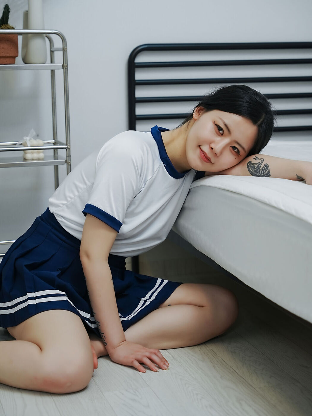 Choi Ri &#8211; Vol.01 Bloomers Part01 (73P &#8211; 1V)