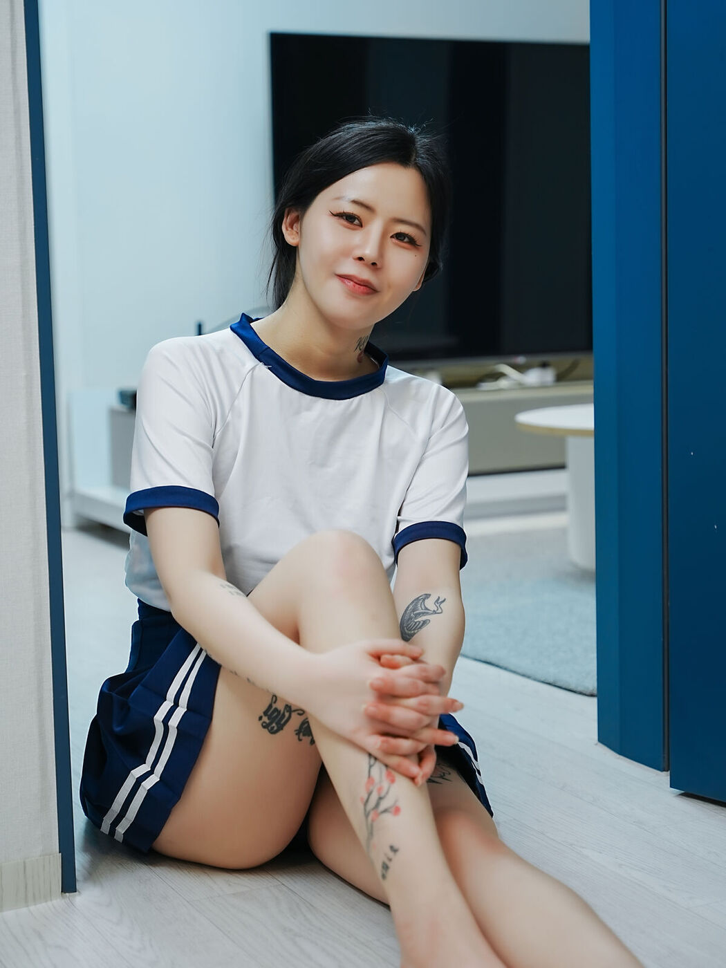 Choi Ri &#8211; Vol.01 Bloomers Part01 (73P &#8211; 1V)