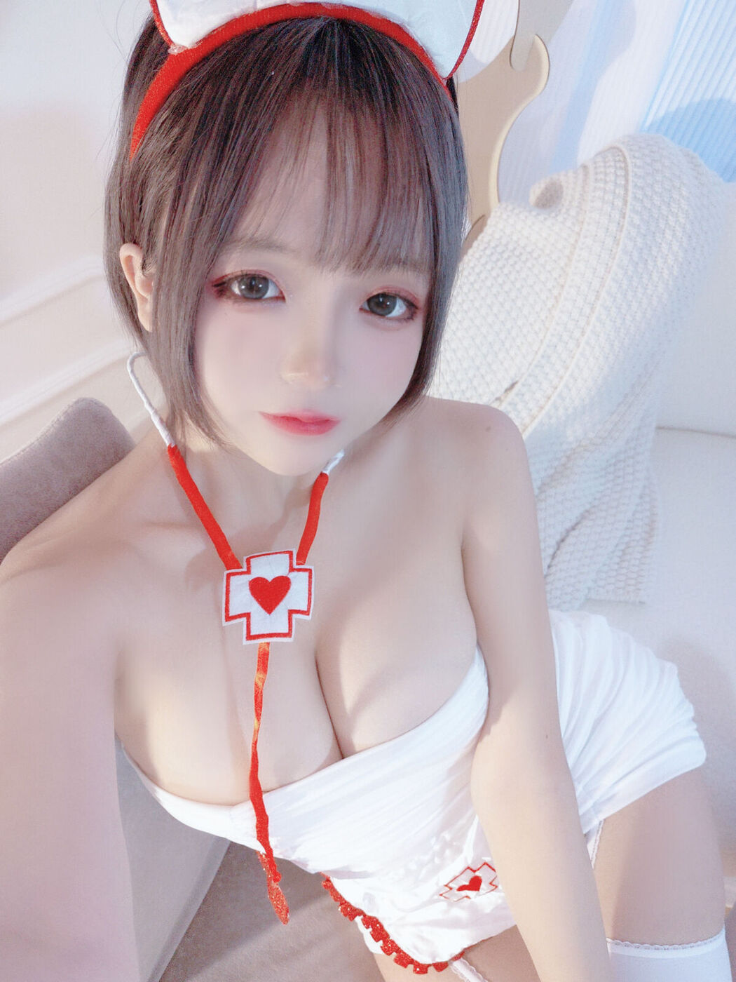 Coser@日奈娇 – 护士姐姐 (52P)