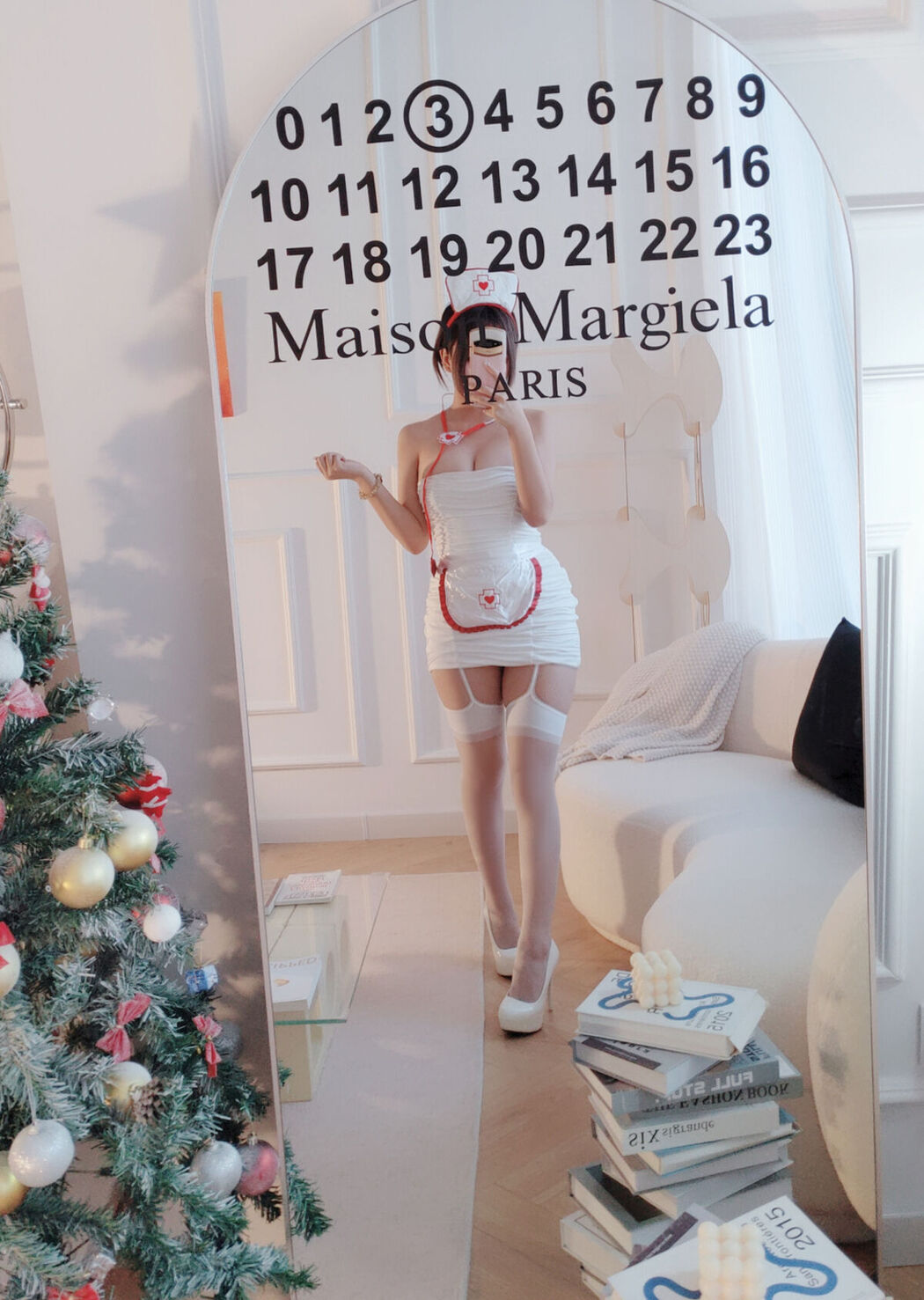 Coser@日奈娇 – 护士姐姐 (52P)