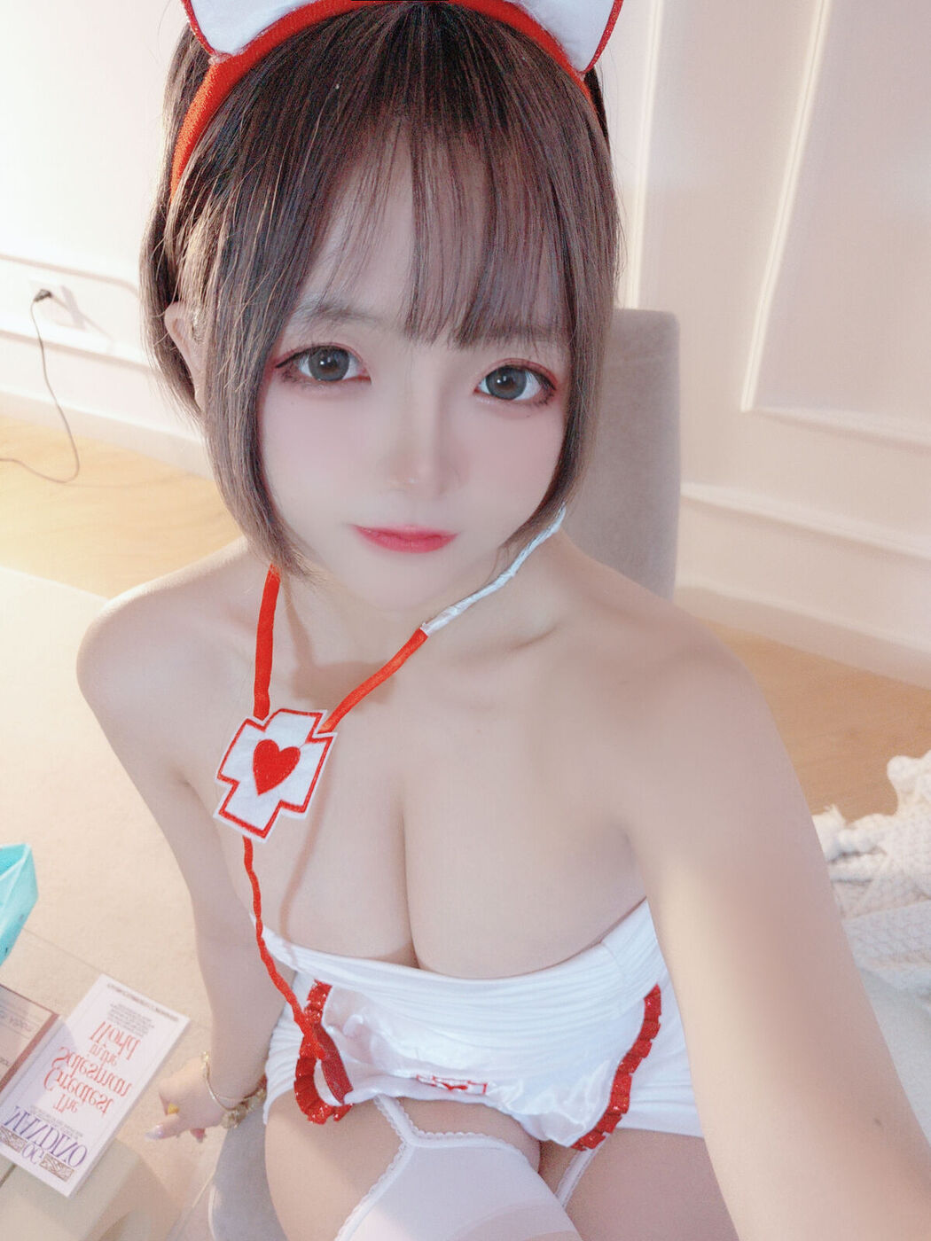Coser@日奈娇 – 护士姐姐 (52P)