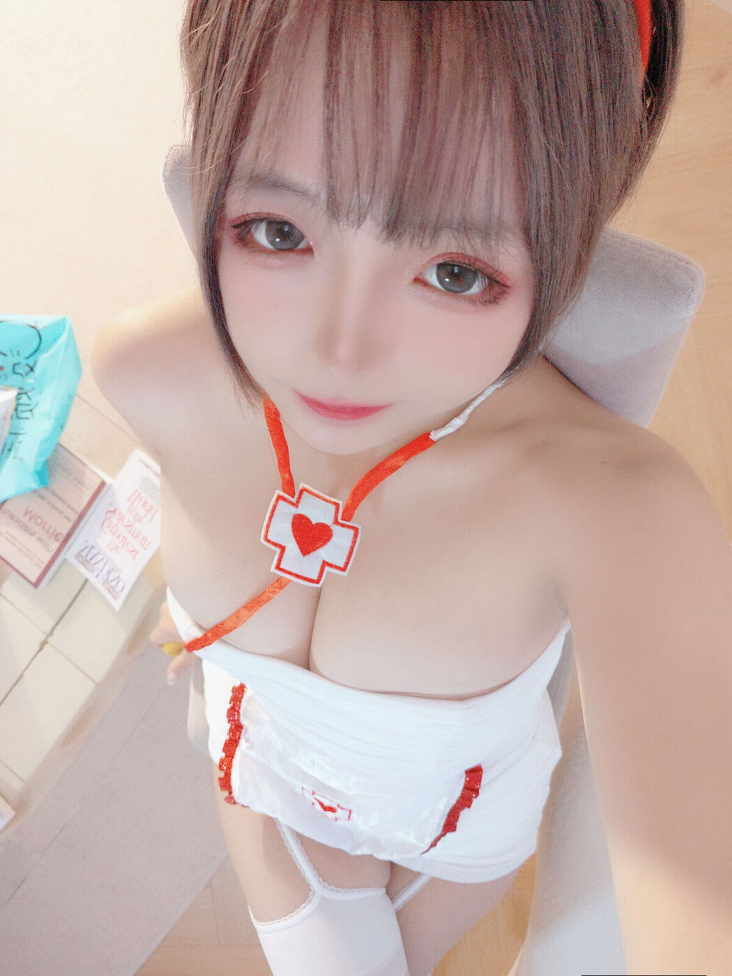 Coser@日奈娇 – 护士姐姐 (52P)