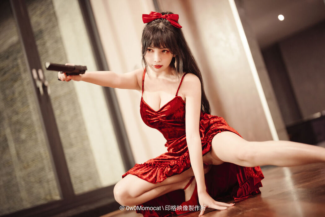 Coser@慕慕Momo – 酒醉後喘息任務 (62P – 1V)