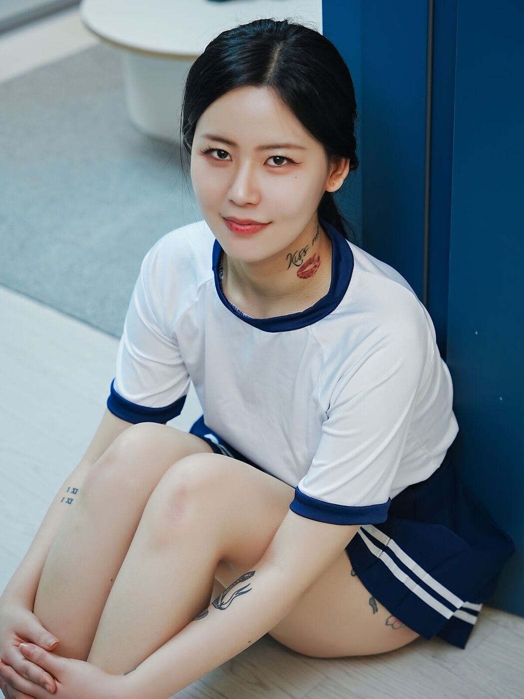 Choi Ri &#8211; Vol.01 Bloomers Part01 (73P &#8211; 1V)